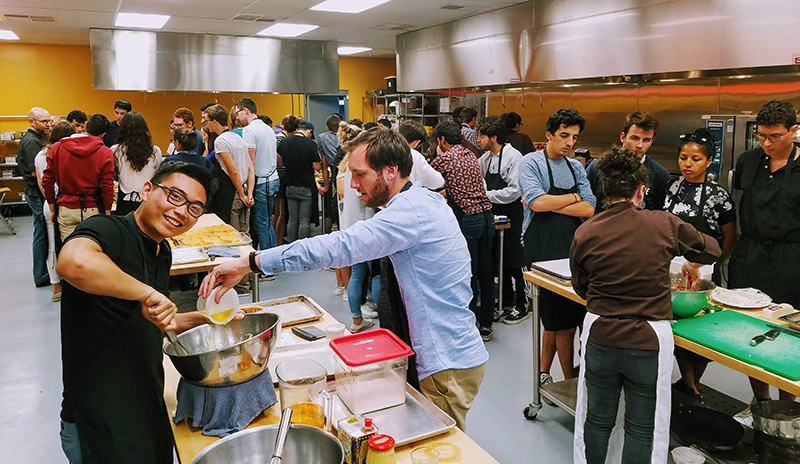 cooking-class-kitchen-on-fire