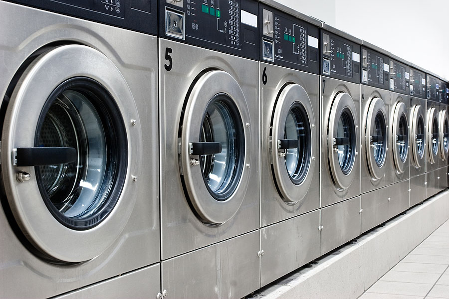 The-Best-Way-to-Clean-Your-Curtains-residential-laundry-services-Laundry-Care-Express